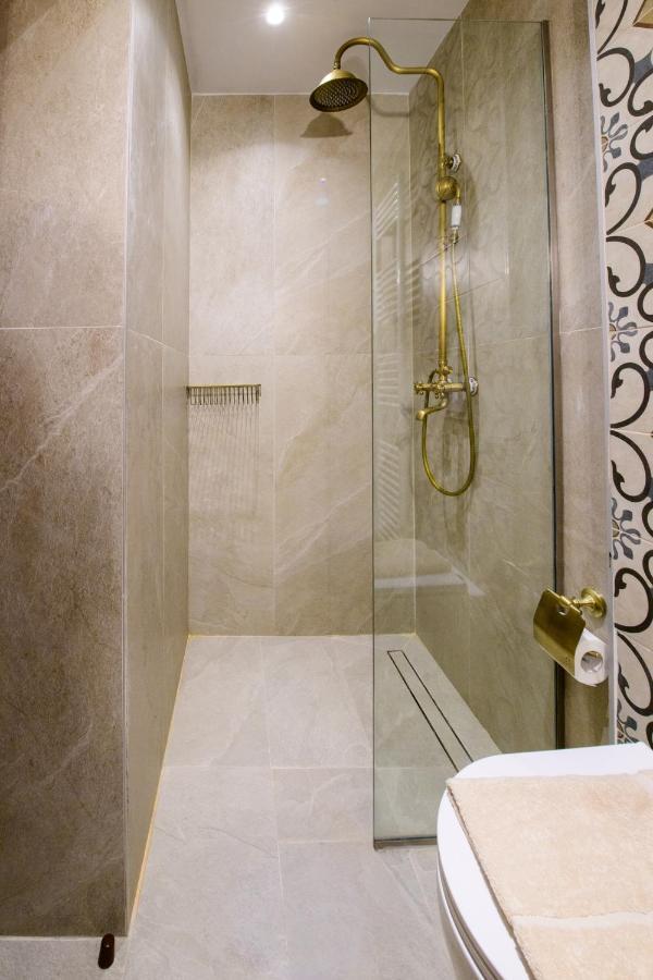 Agios Germanos Hotel ภายนอก รูปภาพ