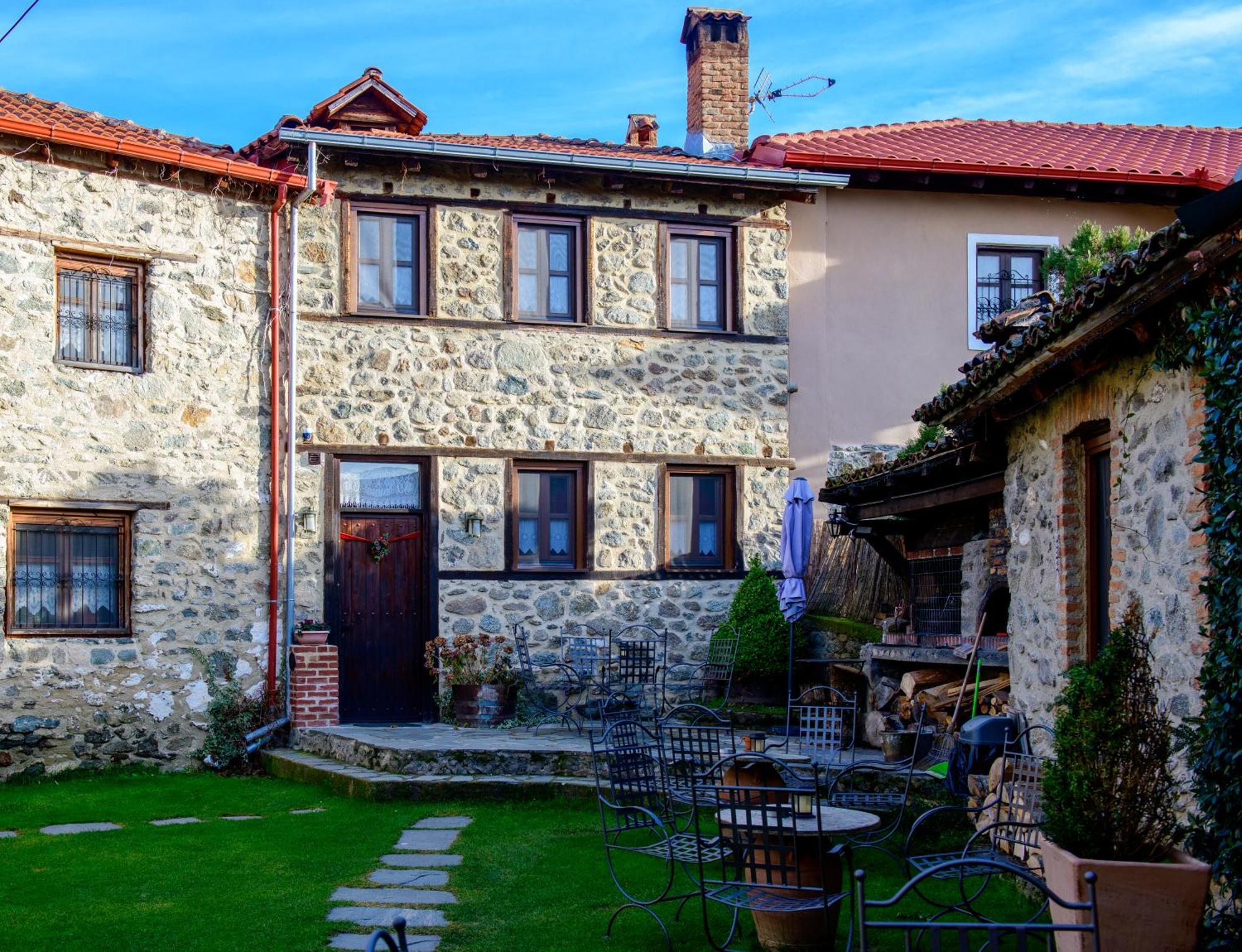Agios Germanos Hotel ภายนอก รูปภาพ