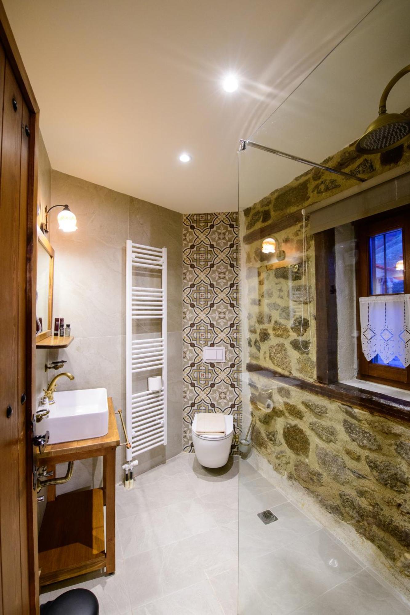 Agios Germanos Hotel ภายนอก รูปภาพ
