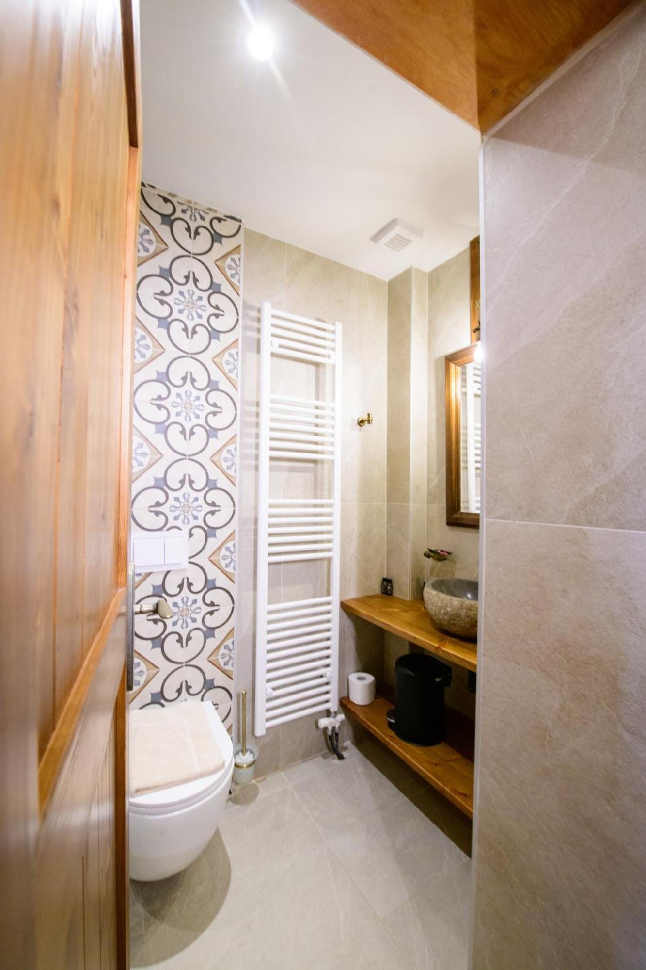 Agios Germanos Hotel ภายนอก รูปภาพ