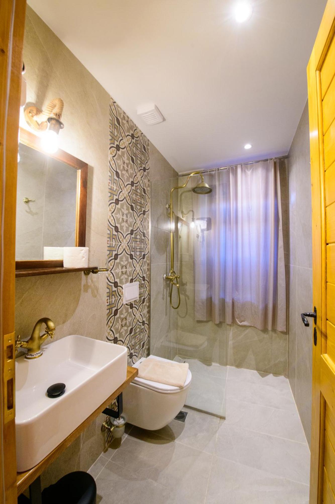Agios Germanos Hotel ภายนอก รูปภาพ